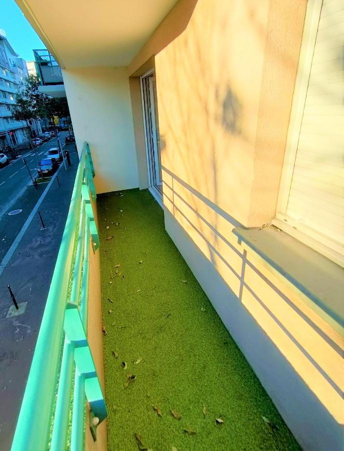 Lovely Flat Nearby Paris Fully Redone With Free Parking On Premises And Balcony กลีชี ภายนอก รูปภาพ